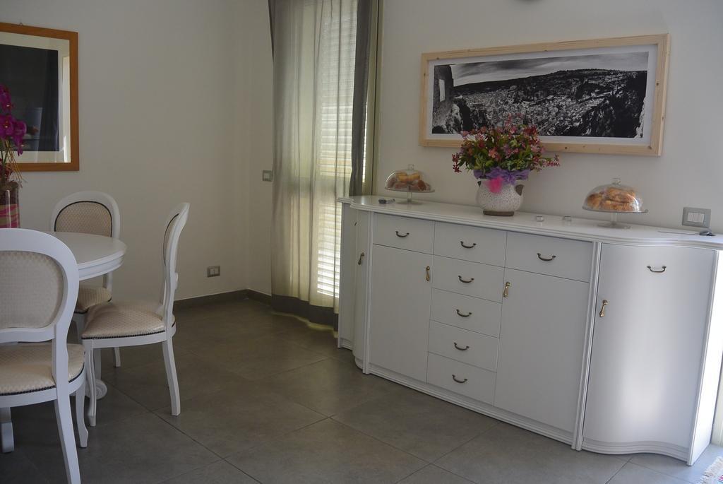 Le Signorine Bed & Breakfast Cava dʼAliga Екстериор снимка
