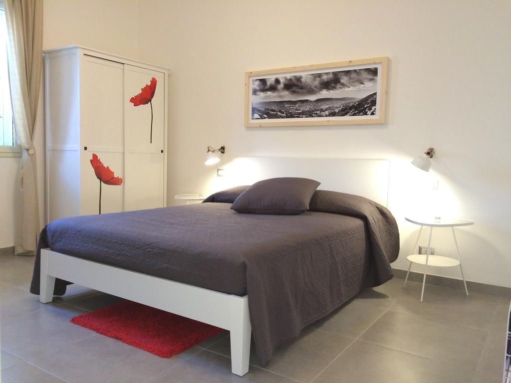 Le Signorine Bed & Breakfast Cava dʼAliga Стая снимка