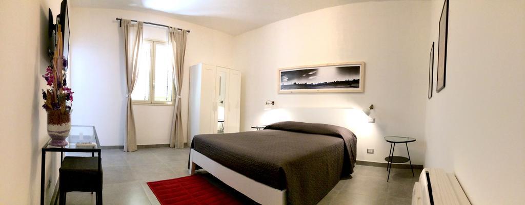 Le Signorine Bed & Breakfast Cava dʼAliga Стая снимка