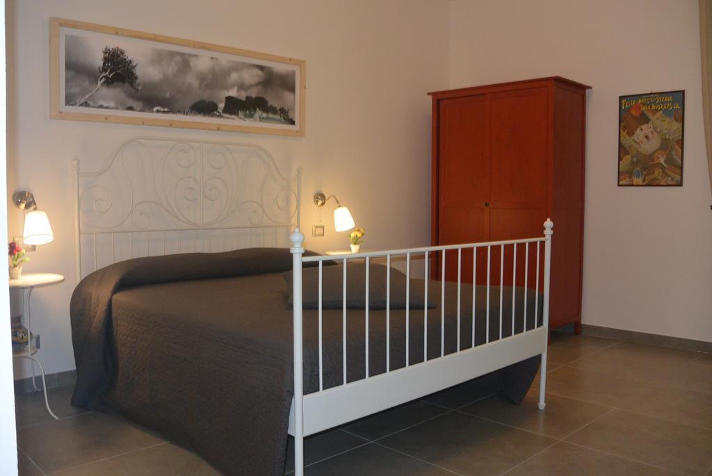 Le Signorine Bed & Breakfast Cava dʼAliga Стая снимка